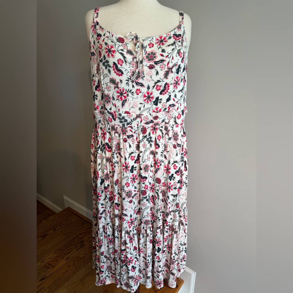 NWT Torrid Supersoft Floral Ivory Tie Front Midi Dress -Torrid Size 3 (22-24,3X) - Picture 1 of 16